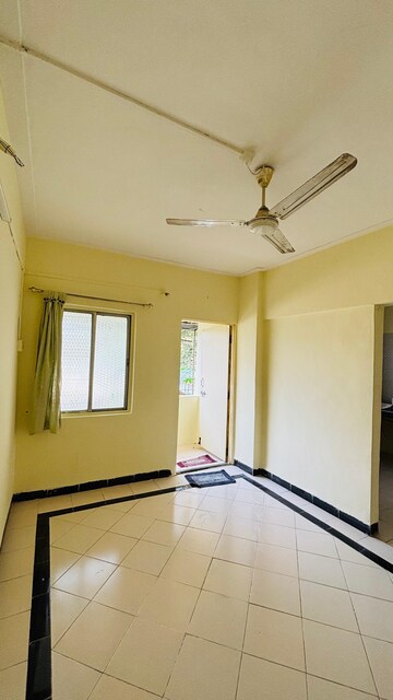 Room in 2 BHK Apartment at Vishnu Krupa CHS, Hadapsar – for Rent