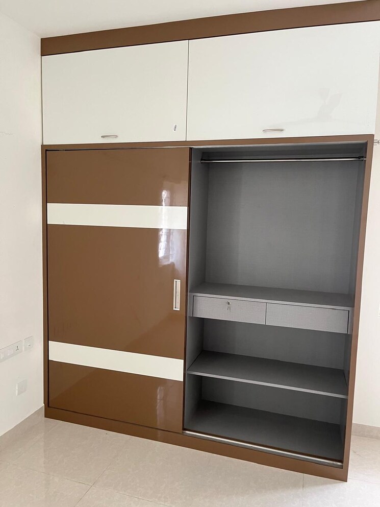 Room, prestige-high-fields 4 Bedroom 2713 Sq.Ft. Apartment In Gachibowli Hyderabad 9394009