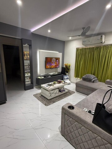 Master Bedroom in 2 BHK Apartment at Karia Konark Campus, Viman Nagar – for Rent