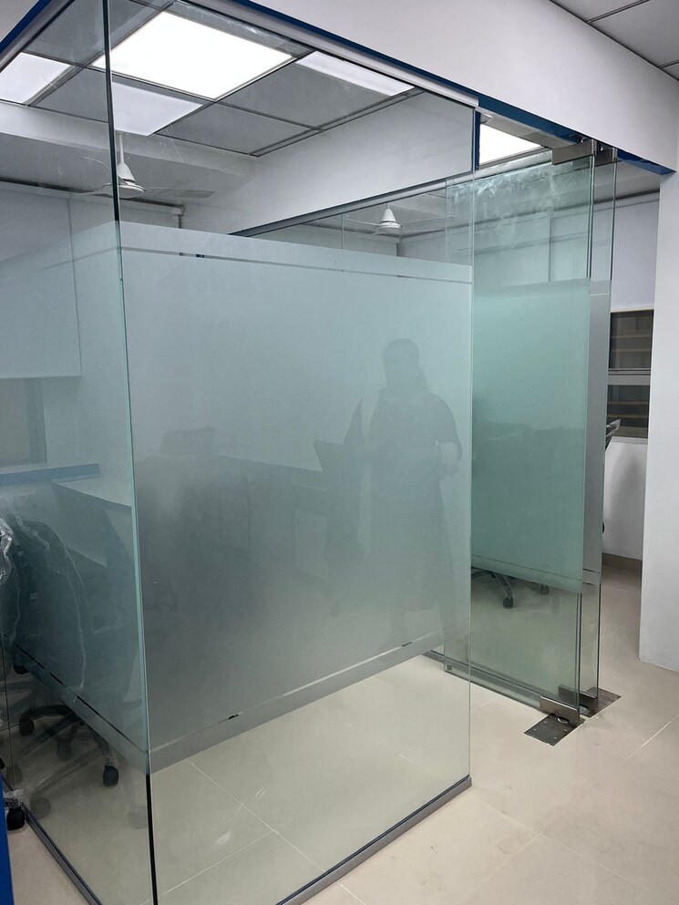 Bathroom, haware-infotech-park Commercial Office Space 612 Sq.Ft. In Vashi Sector 30a Navi Mumbai 9393942