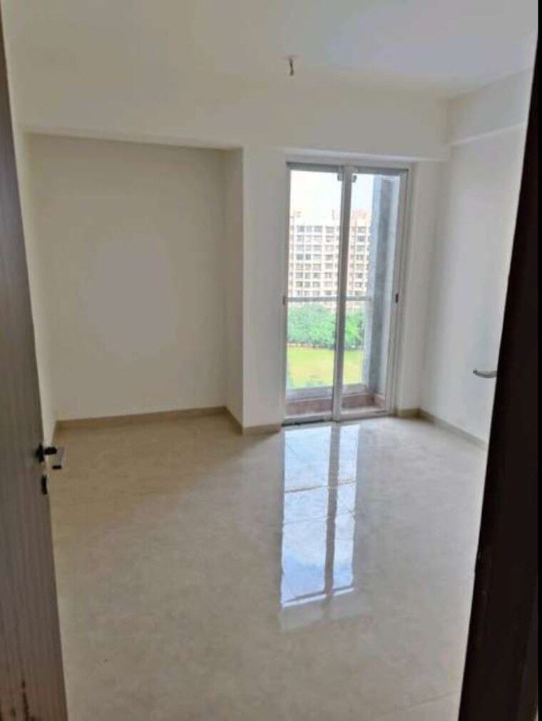 Room, indiabulls-one-indiabulls 2 Bedroom 806 Sq.Ft. Apartment In Pokhran Road No Two Thane 9393980