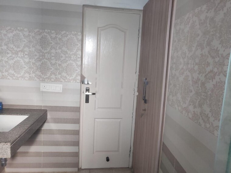 Bathroom, supertech-araville 3 Bedroom 2215 Sq.Ft. Apartment In Sector 79 Gurgaon 9393961