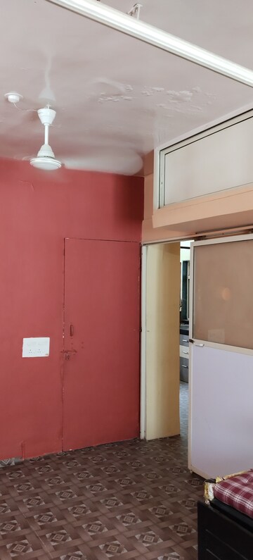 Furnished Amenities in 1 RK Apartment at Erandavane CHS, Erandwane – for Rent