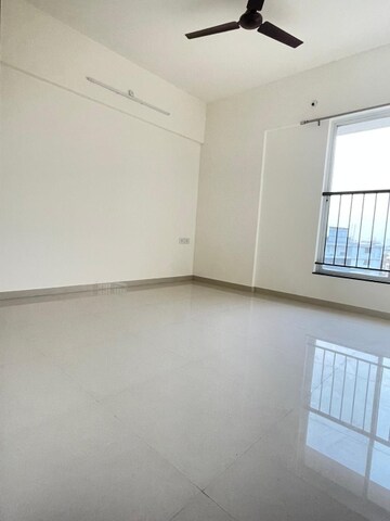 Room in 3 BHK Apartment at Supreme Estia Phase 1, Baner – for Sale