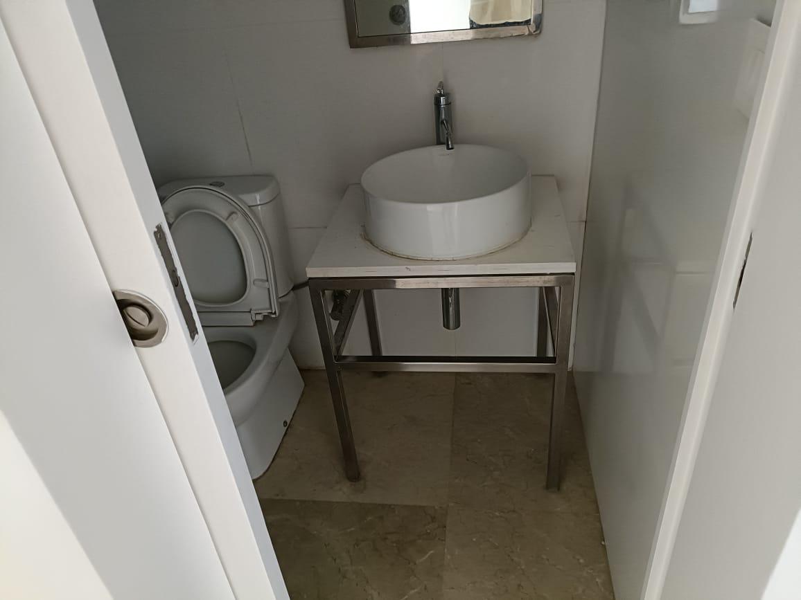 Bathroom, lodha-fiorenza 3 Bedroom 1025 Sq.Ft. Apartment In Goregaon East Mumbai 9394186