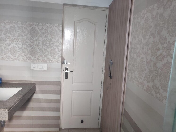 Bathroom, supertech-araville 3 Bedroom 2215 Sq.Ft. Apartment In Sector 79 Gurgaon 9394188