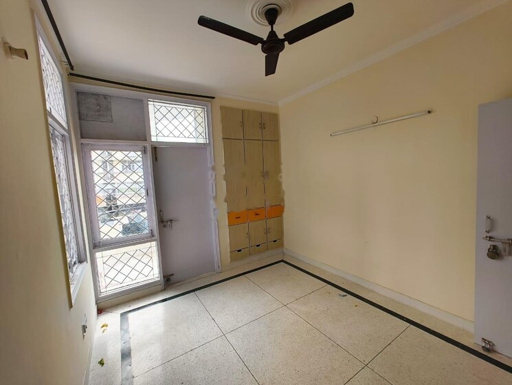 Room, suncity-avenue-76 2 Bedroom 635 Sq.Ft. Apartment In Sector 76 Gurgaon 9394246