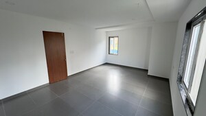 Room in 4 BHK Apartment at Aurobindo Kohinoor, Serilingampally – for Sale