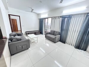 1 BHK Apartment For Rent in Amanora Adreno Towers, Hadapsar