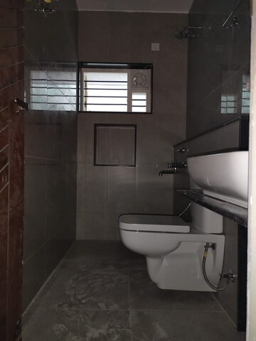 Master Bedroom in 2 BHK Builder Floor at Hsr Layout – for Rent