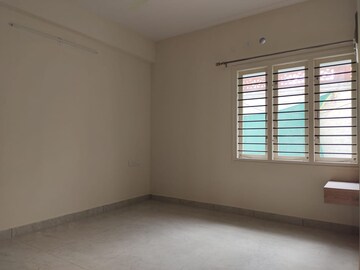 Room in 2 BHK Builder Floor at Hsr Layout – for Rent