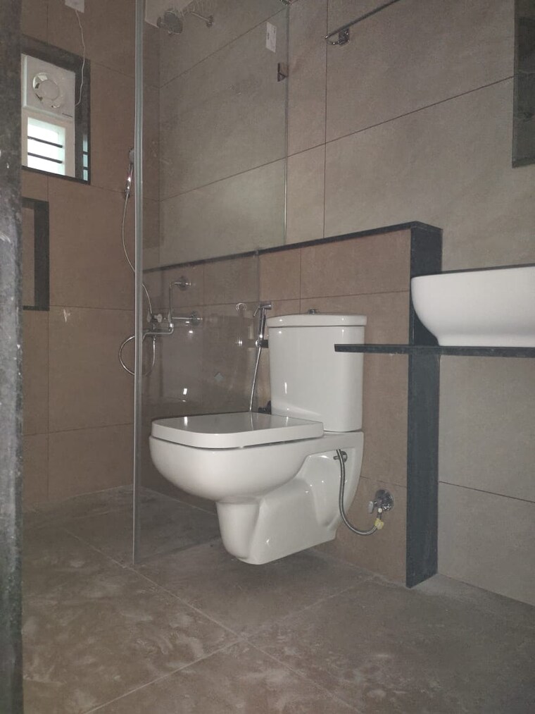 Bathroom, hsr layout 2 Bedroom 1200 Sq.Ft. Builder Floor In Hsr Layout Bangalore 9394279