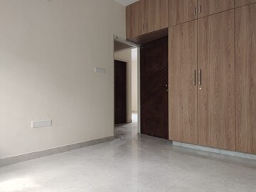 Room in 2 BHK Builder Floor at Hsr Layout – for Rent