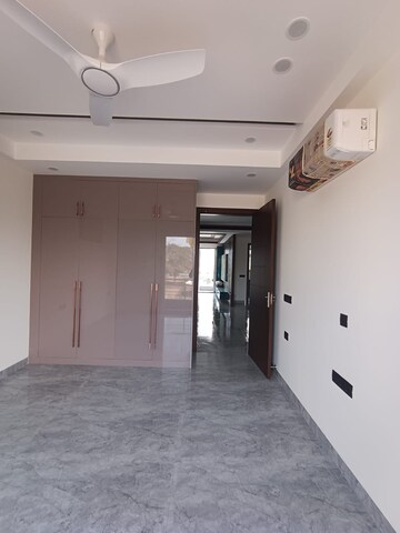 2 BHK Builder Floor For Rent in Vatika India Next, Sector 82