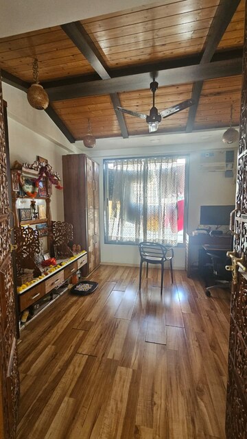 Living Room in 3 BHK Apartment at Shree Krishna Niwas, Chembur – for Rent