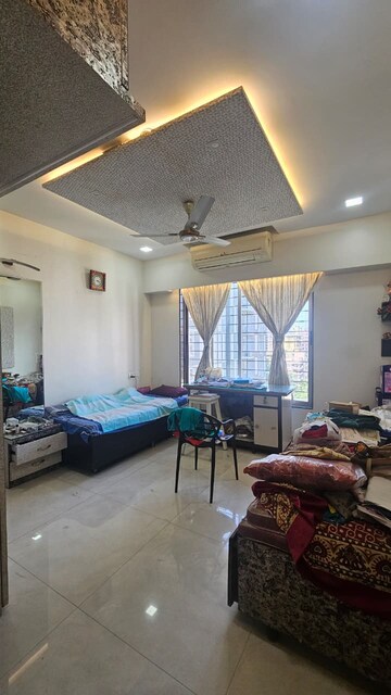 Bedroom in 3 BHK Apartment at Shree Krishna Niwas, Chembur – for Rent