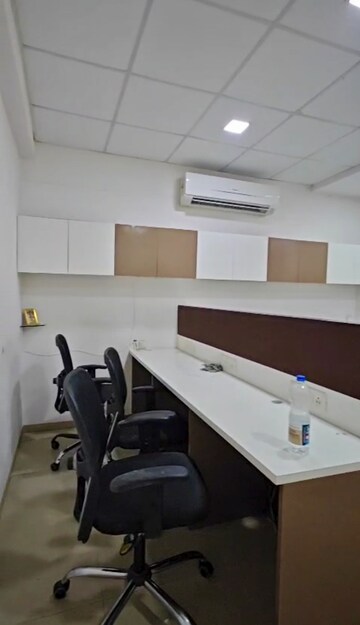  Office Space For Rent in Malad West