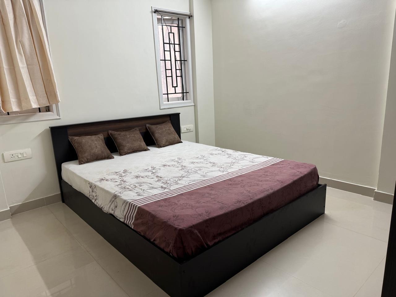 2 BHK + Pooja Room Apartment For Rent in Prasad Jaibharath Fully F