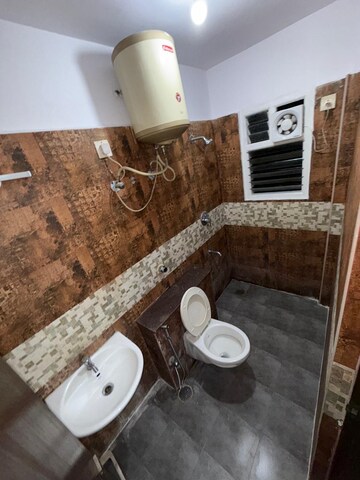 Bathroom in 2 BHK Apartment at Maruthi Sevanagar – for Rent