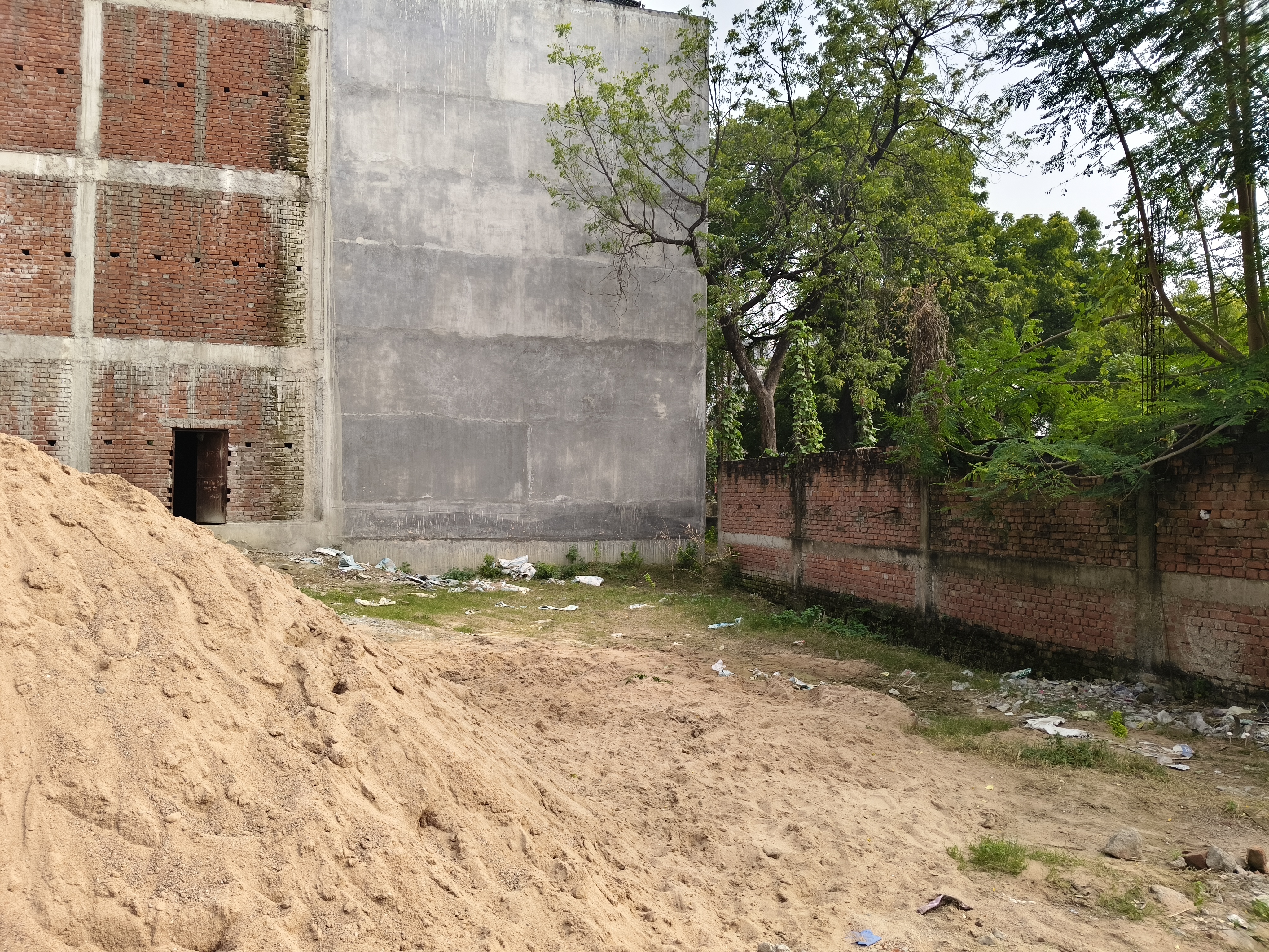 Plot For Sale in Mansarovar Lucknow 