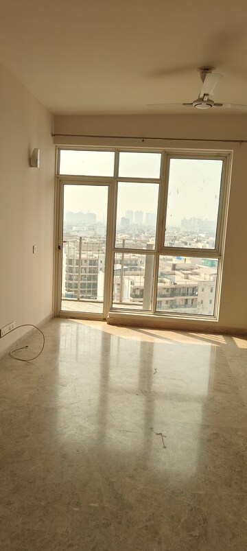 Room in 2 BHK Apartment at Ireo The Corridors, Sector 67a – for Rent