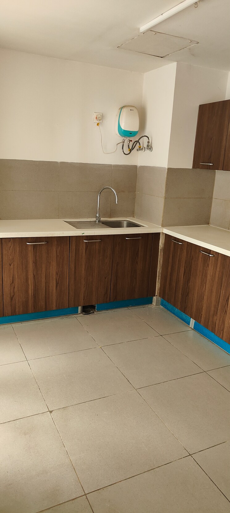 Kitchen, ireo-the-corridors 3 Bedroom 1727 Sq.Ft. Apartment In Sector 67a Gurgaon 9394566