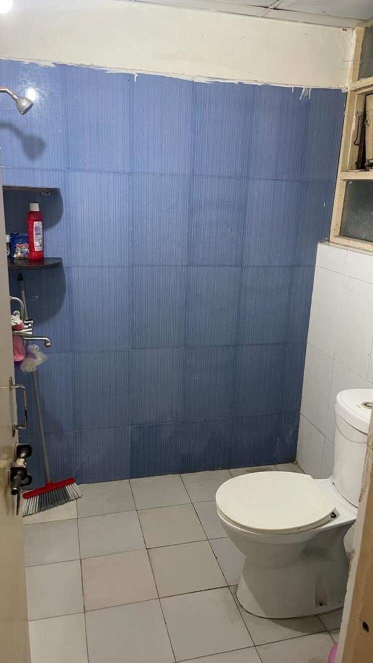 Bathroom, ras-palm-residency 2 Bedroom 1240 Sq.Ft. Apartment In Sector 76 Faridabad 9394588