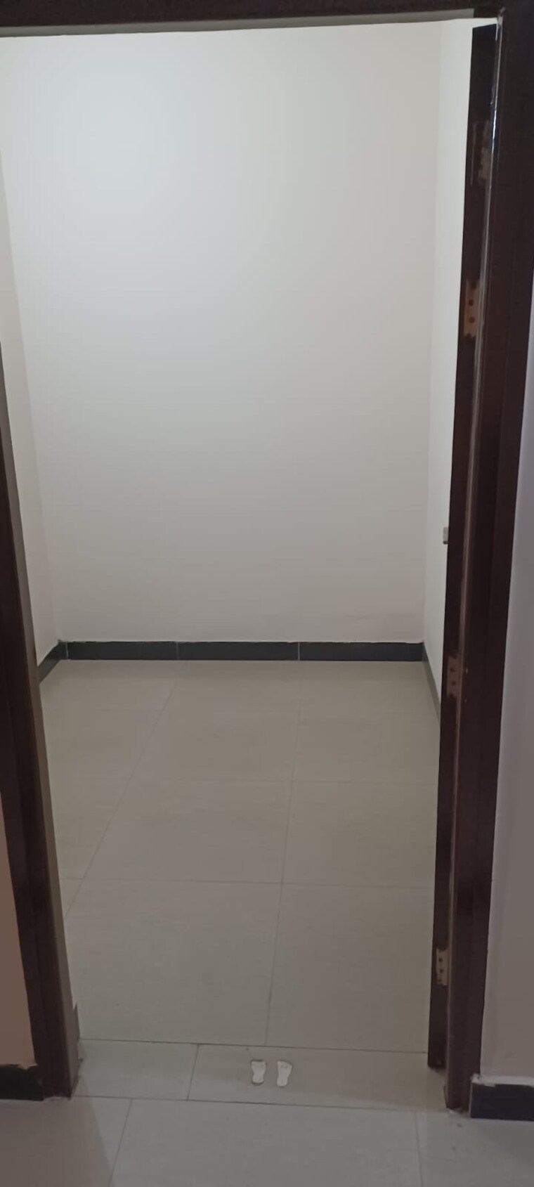 Room, sector 127 3 Bedroom 1650 Sq.Ft. Apartment In Sector 127 Mohali 9394640