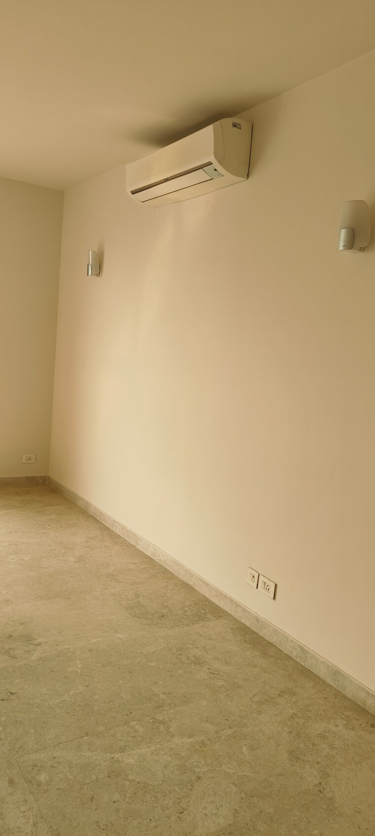 Room, ireo-the-corridors 3 Bedroom 1852 Sq.Ft. Apartment In Sector 67a Gurgaon 9394612