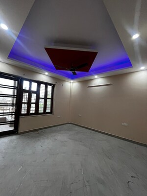 3 BHK Builder Floor For Rent in Sector 46