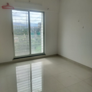 Room in 2 BHK Apartment at Mantra Parkview, Sinhagad Road – for Rent