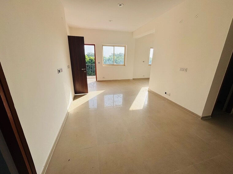Room, sare-springview-heights 4 Bedroom 1250 Sq.Ft. Builder Floor In Nh 24 Ghaziabad 9394586