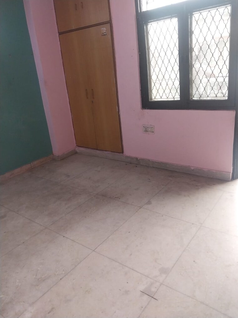Room, vaishali sector 6 1 Bedroom 450 Sq.Ft. Apartment In Vaishali Sector 6 Ghaziabad 9394834