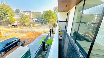 Balcony in 3 BHK Apartment at Amrapali Princely Estate, Sector 76 – for Sale