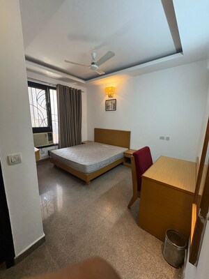 1 BHK Builder Floor For Rent in Sector 40