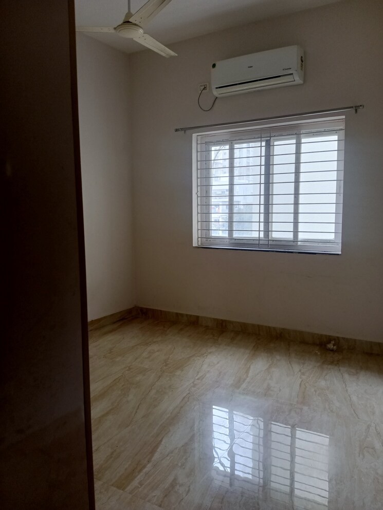 Room, kondapur 2 Bedroom 1110 Sq.Ft. Apartment In Kondapur Hyderabad 9394981