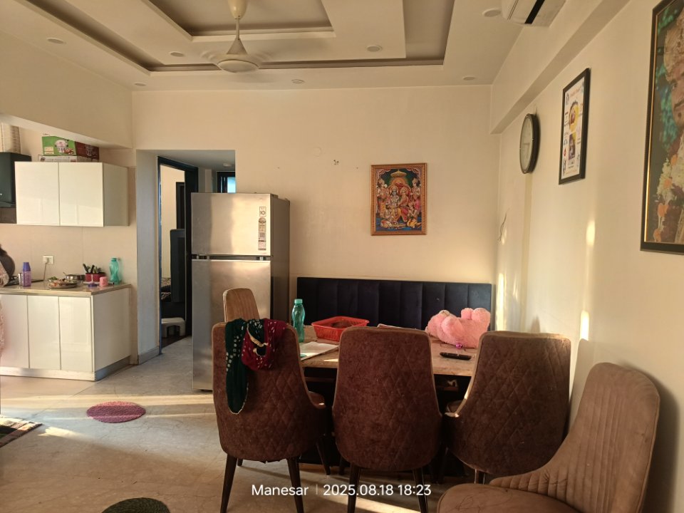 2.5 BHK + Study Room 1480 Sq.Ft. Apartment in Microtek Greenburg