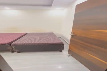 Bedroom in 2 BHK Builder Floor at Patel Nagar – for Rent