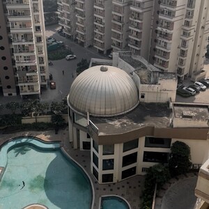 Team Area in 3 BHK Apartment at Supertech Eco Suites, Sector 137 – for Rent