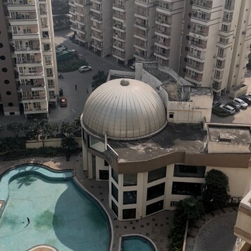 Team Area in 3 BHK Apartment at Supertech Eco Suites, Sector 137 – for Rent