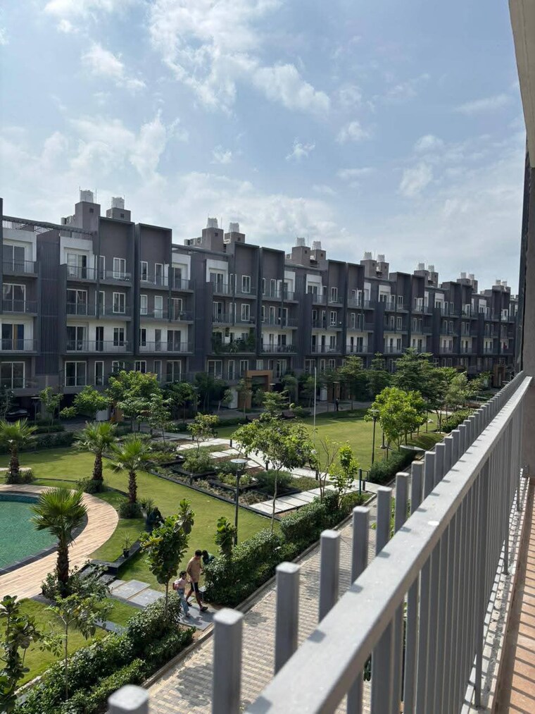 Exterior View, smart-world-orchard 3 Bedroom 1630 Sq.Ft. Apartment In Sector 61 Gurgaon 9395100