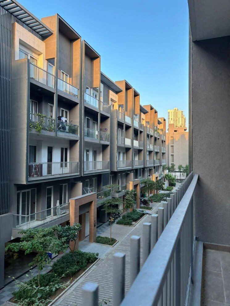 Exterior View, smart-world-orchard 3 Bedroom 1630 Sq.Ft. Apartment In Sector 61 Gurgaon 9395100