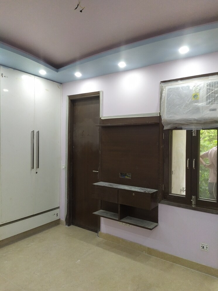 Master Bedroom, kalkaji 2 Bedroom 1000 Sq.Ft. Builder Floor In Kalkaji Delhi 9395276