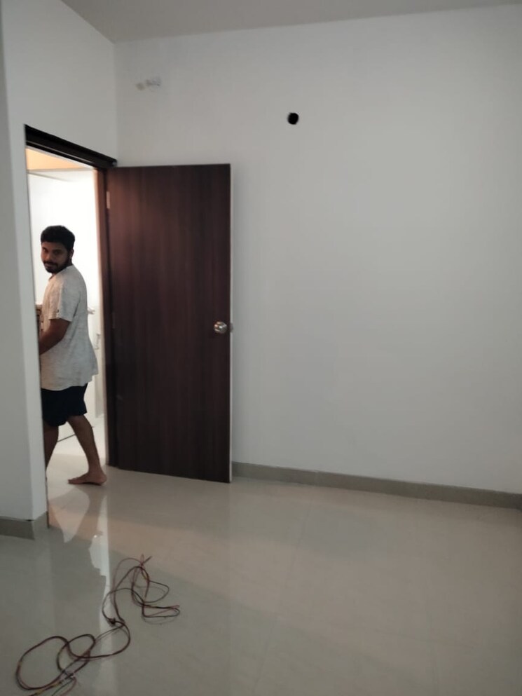 Room, merwanji-tower 1 Bedroom 650 Sq.Ft. Apartment In Parel Mumbai 9395277