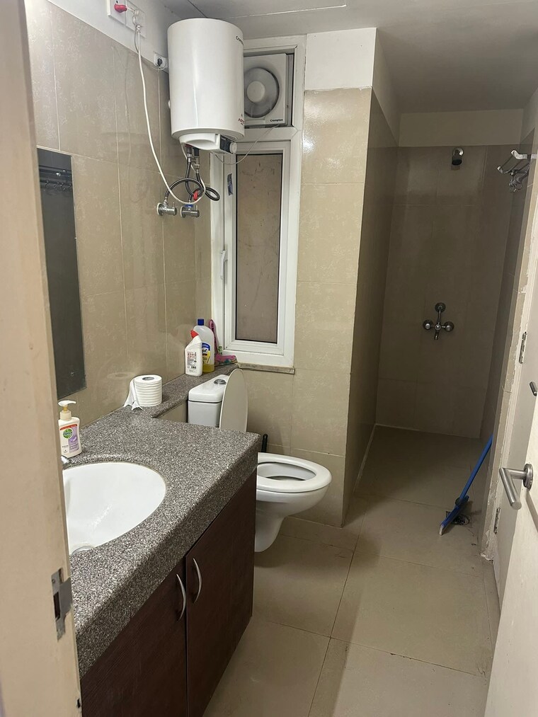 Master Bedroom, emaar-palm-hills 3 Bedroom 1450 Sq.Ft. Apartment In Sector 77 Gurgaon 9395201