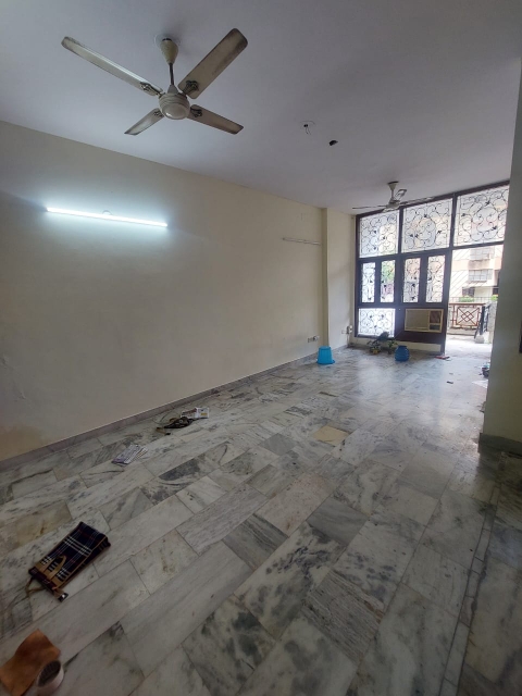 2 BHK + Pooja Room Builder Floor For Rent in Chittaranjan Park Pocket 