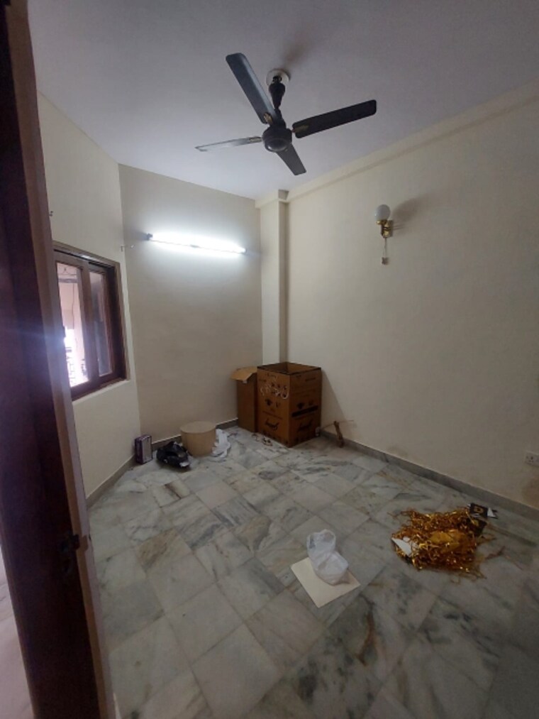 Bedroom, chittaranjan park 2 Bedroom 1300 Sq.Ft. Builder Floor In Chittaranjan Park Delhi 9395343