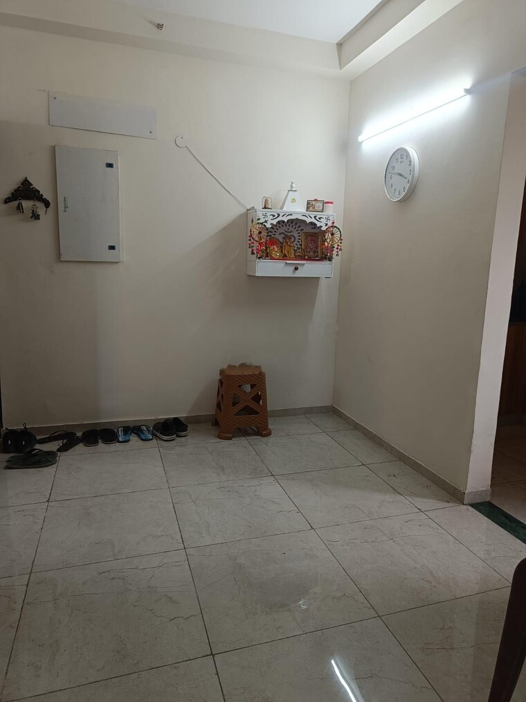 Bathroom, shree-vardhman-mantra 2 Bedroom 800 Sq.Ft. Apartment In Sector 67 Gurgaon 9395327