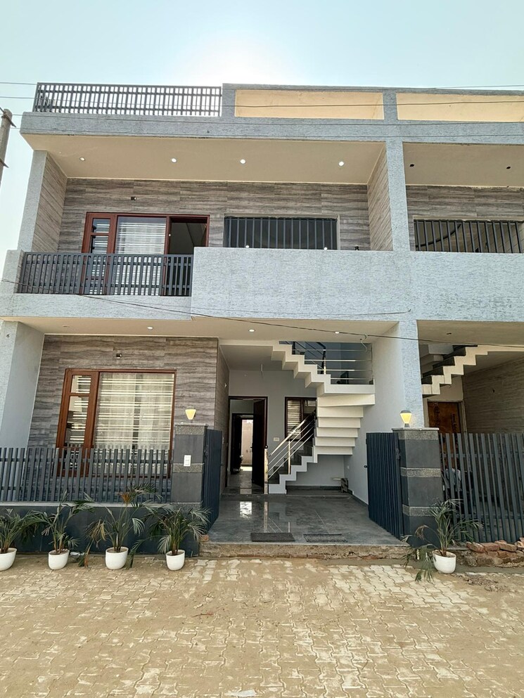 Exterior View, sector 124 3 Bedroom 100 Sq.Yd. Independent House In Sector 124 Mohali 9395391