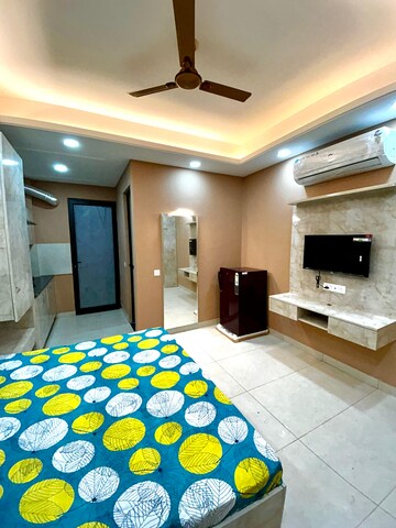 Bedroom in Studio Builder Floor at Sector 47 – for Rent